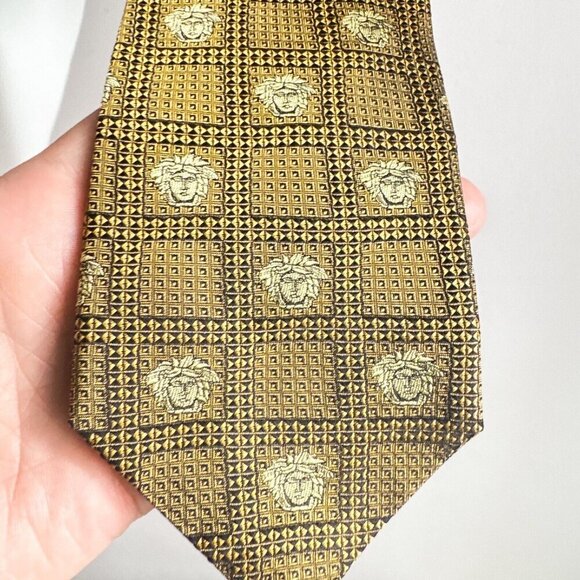 Gianni Versace Medusa Face Geometric Print Men's Tie - Picture 6 of 7